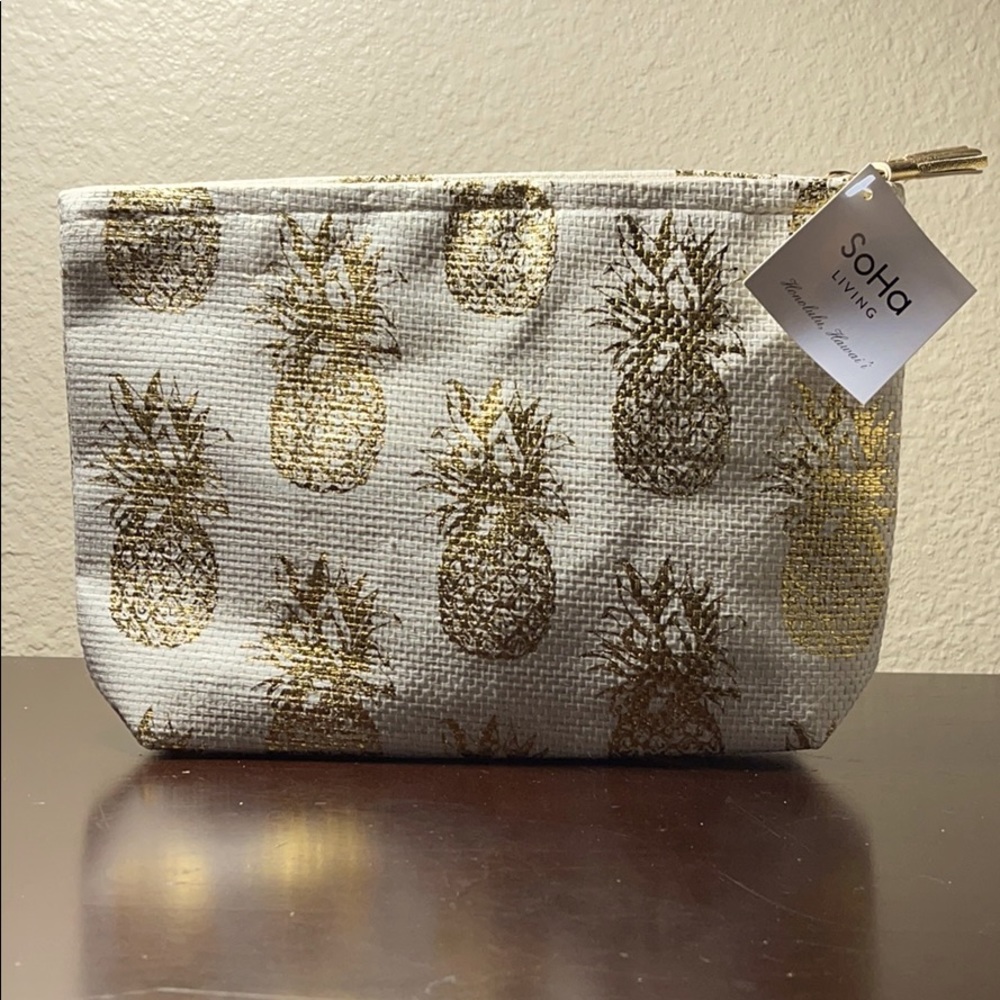 SoHa Living Valentina Zip Pouch. Brand new.